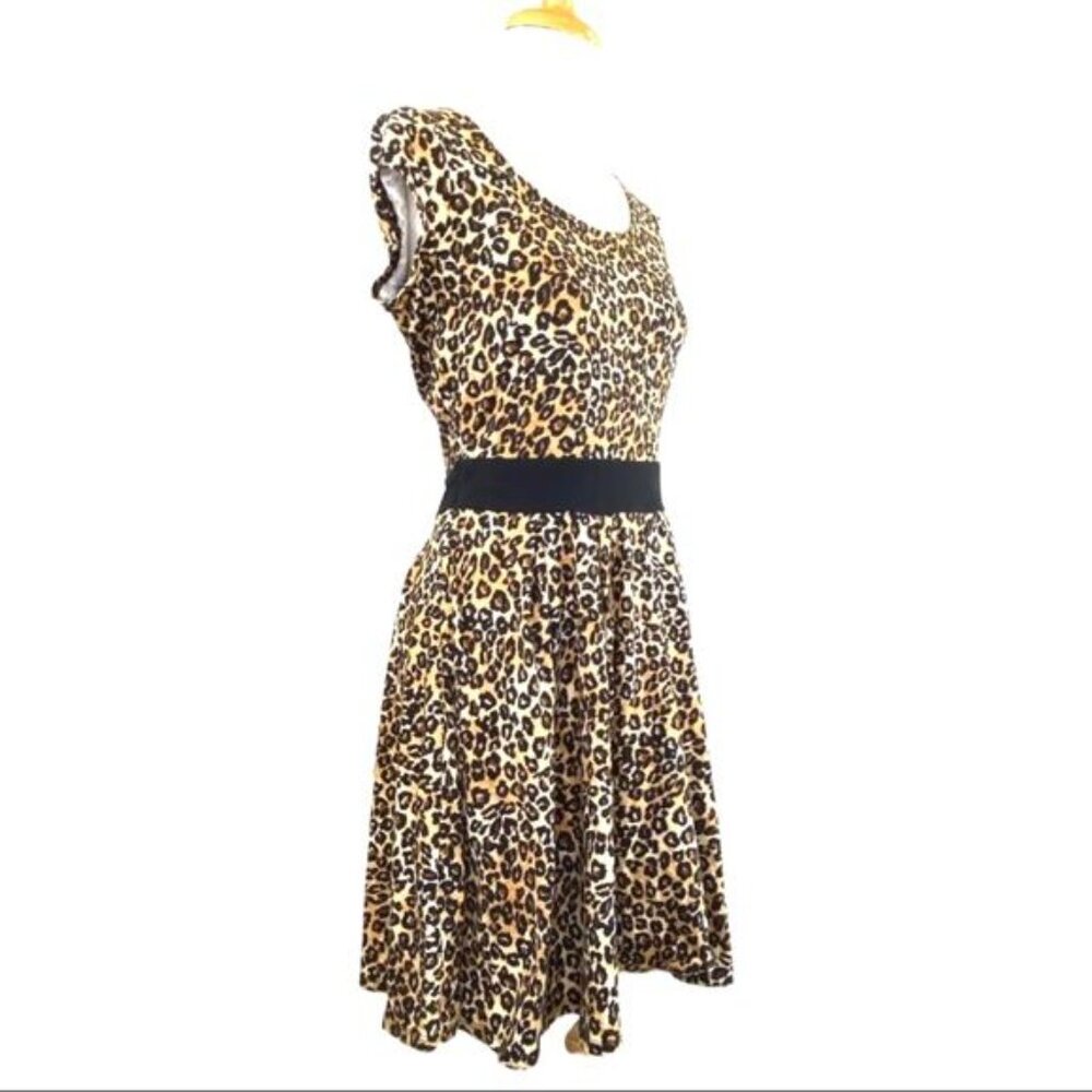 GUESS A- line Dress Fit & Flare Animal Print Skater Dress Women's Small NWT - Picture 8 of 10